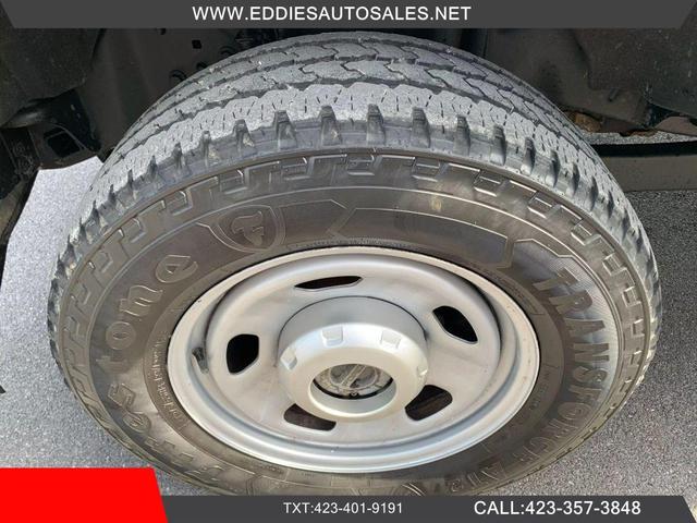 Photo of 2019 Oxford White Ford F-350