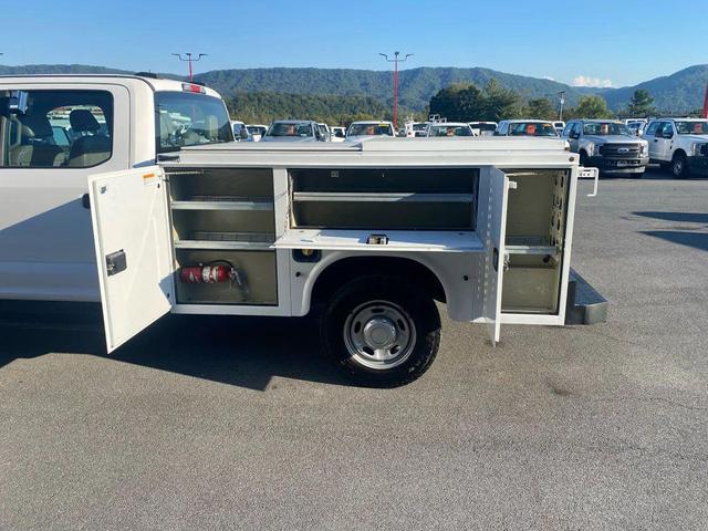 Photo of 2020 Oxford White Ford F-250