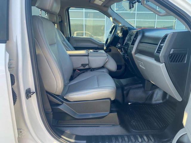 Photo of 2020 Oxford White Ford F-250