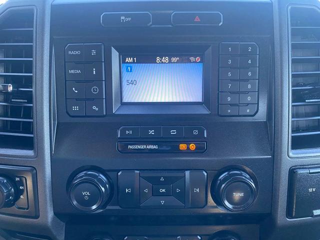 Photo of 2020 Oxford White Ford F-250