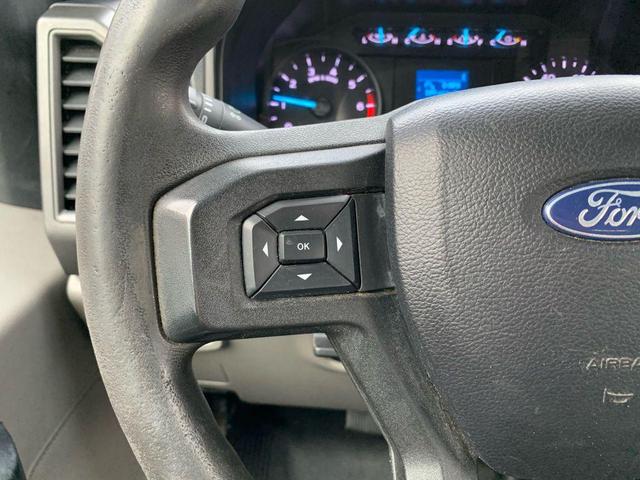Photo of 2020 Oxford White Ford F-250