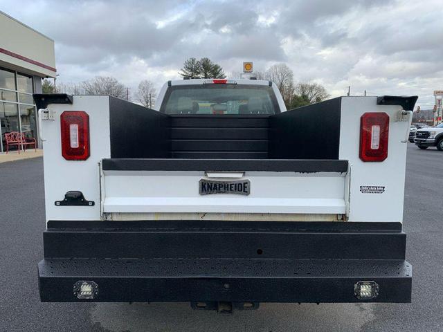 Photo of 2020 Oxford White Ford F-250