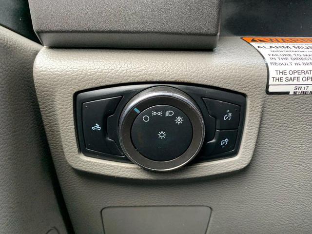 Photo of 2020 Oxford White Ford F-250