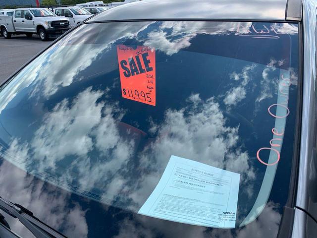 Photo of 2017 Gun Metallic Nissan Rogue