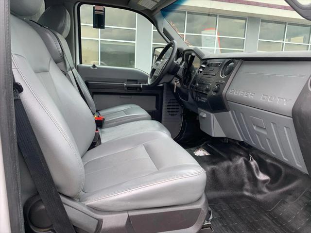 Photo of 2012 Oxford White Ford F-450