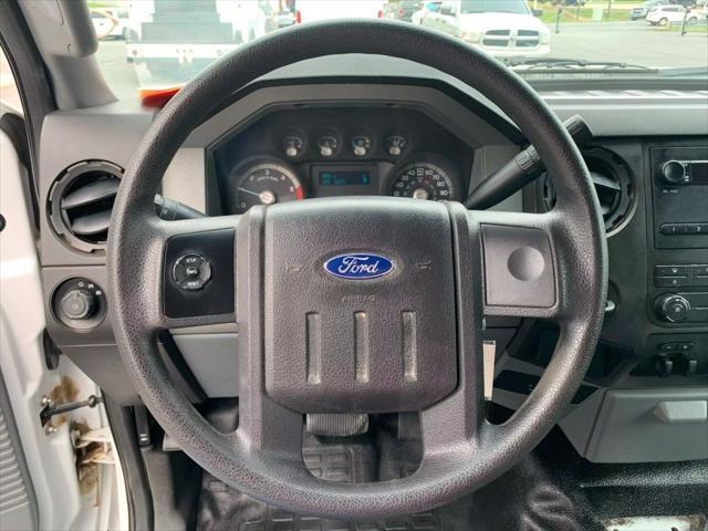 Photo of 2012 Oxford White Ford F-450