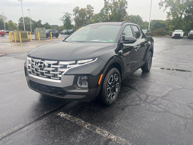Photo of 2023 Black Hyundai SANTA CRUZ