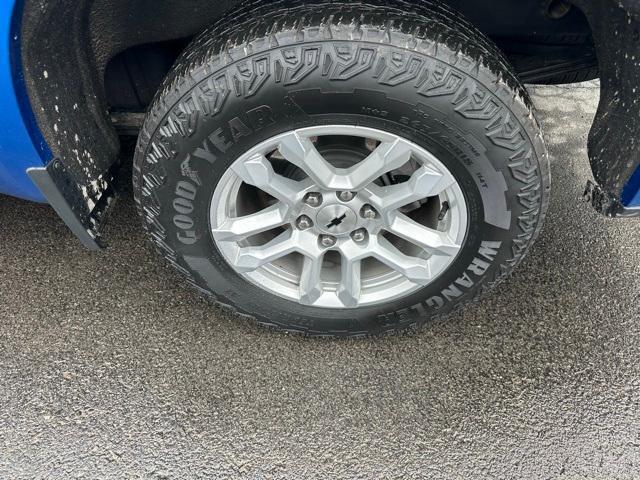 Photo of 2022 Glacier Blue Metallic Chevrolet Silverado 1500
