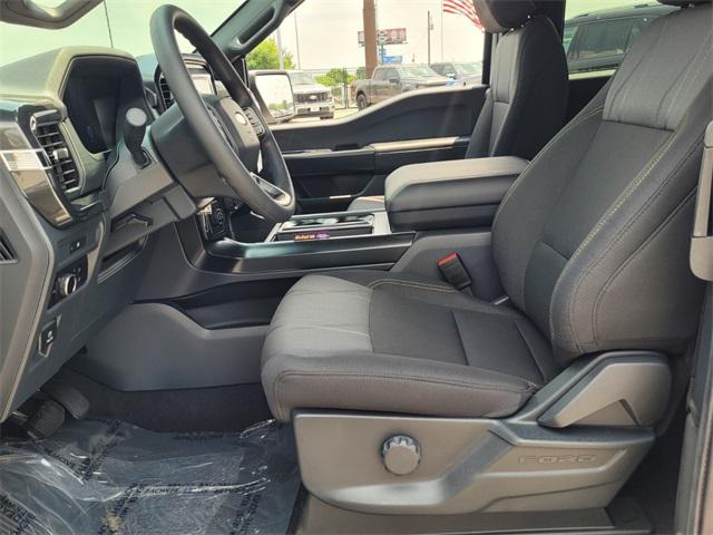 Photo of 2025 Oxford White Ford F-150