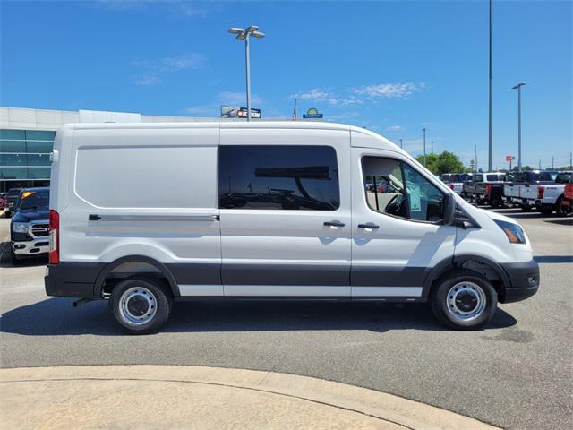 Photo of 2025 Oxford White Ford Transit-150
