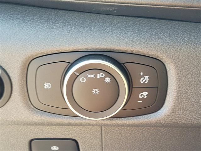 Photo of 2025 Oxford White Ford Transit-150