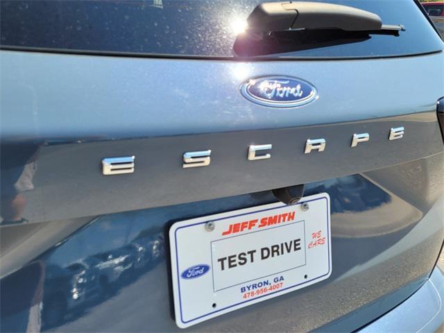 Photo of 2024 Vapor Blue Metallic Ford Escape