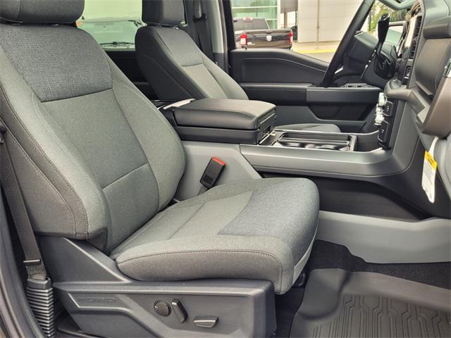 Photo of 2025 Agate Black Metallic Ford F-150