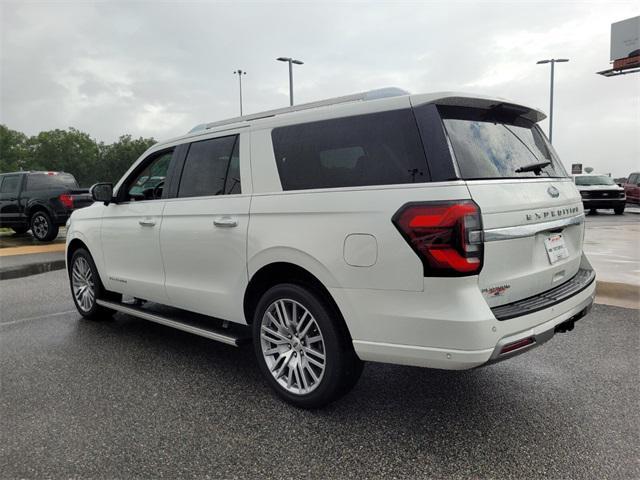 Photo of 2022 Star White Metallic Tri-Coat Ford Expedition Max