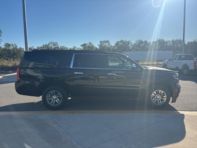 Photo of 2019 Black Chevrolet Suburban