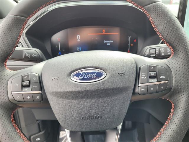 Photo of 2025 Agate Black Metallic Ford Escape