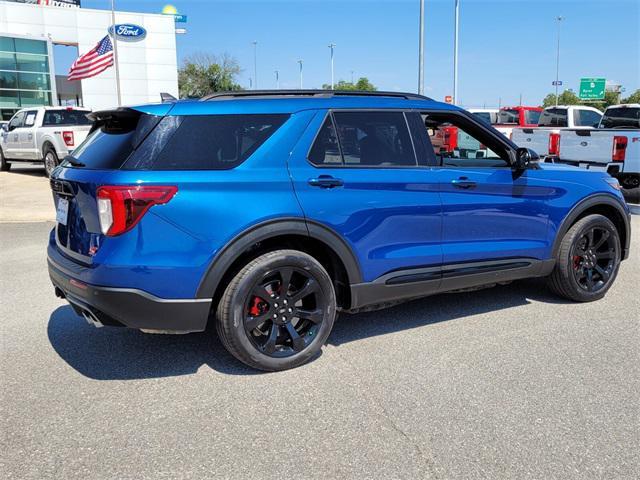 Photo of 2022 Atlas Blue Metallic Ford Explorer