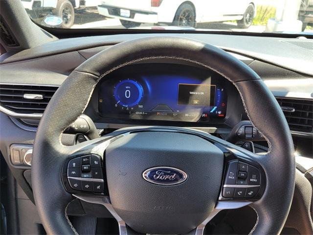 Photo of 2022 Atlas Blue Metallic Ford Explorer