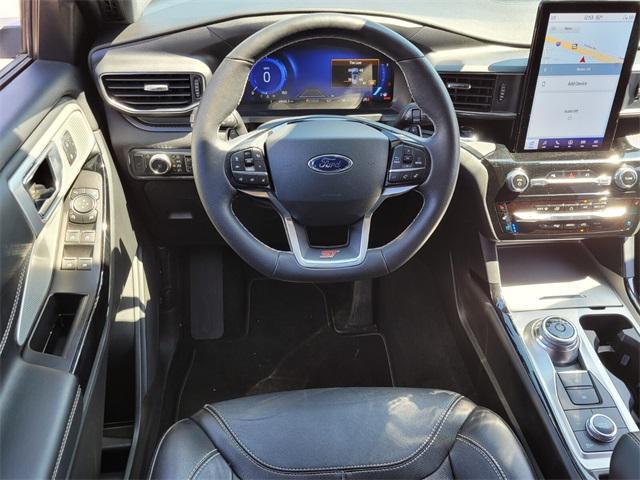 Photo of 2022 Atlas Blue Metallic Ford Explorer
