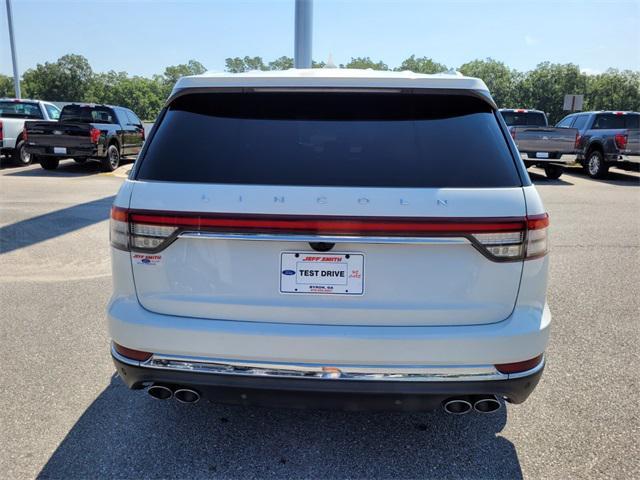 Photo of 2020 White Lincoln Aviator