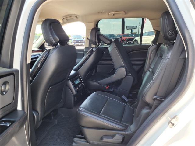 Photo of 2020 White Lincoln Aviator