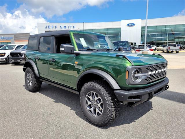 Photo of 2025 Eruption Green Metallic Ford Bronco