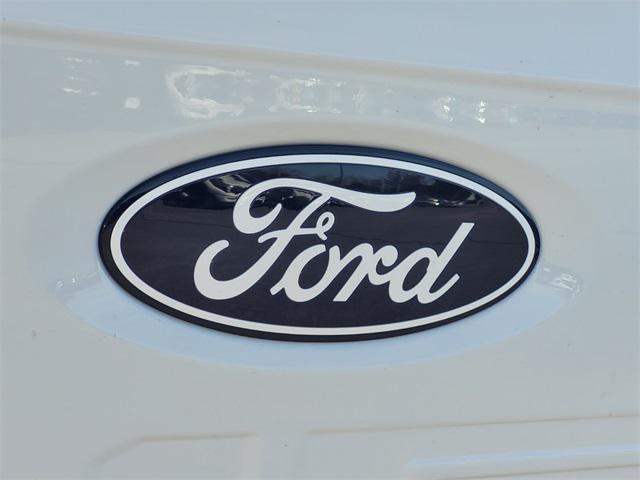 Photo of 2025 Oxford White Ford F-150
