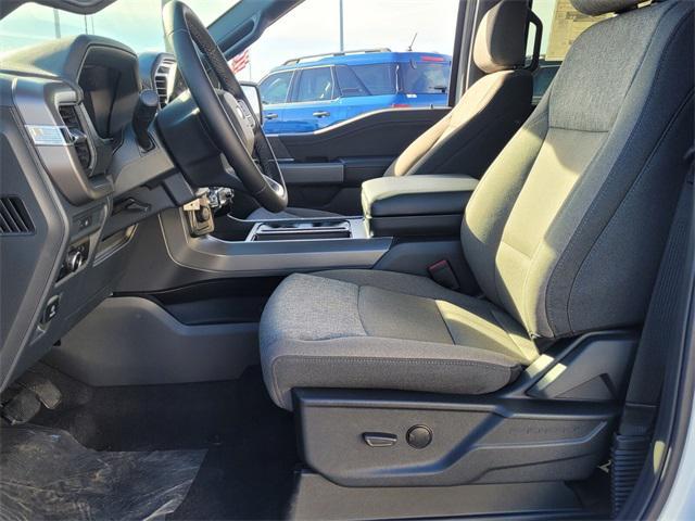 Photo of 2025 Oxford White Ford F-150