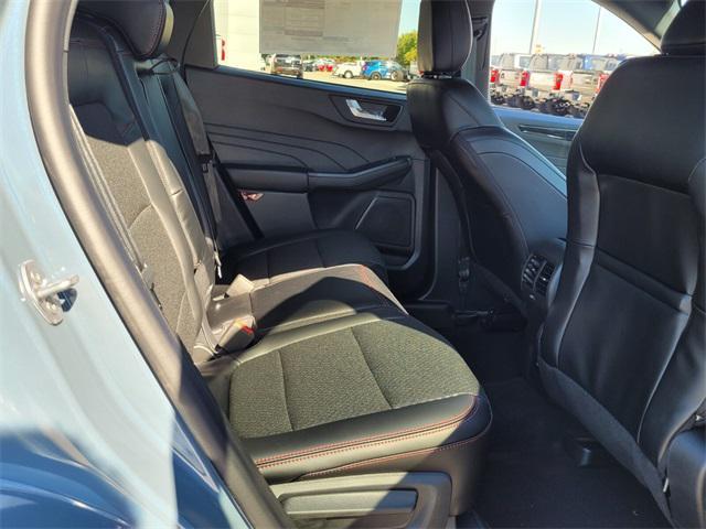 Photo of 2025 Vapor Blue Ford Escape