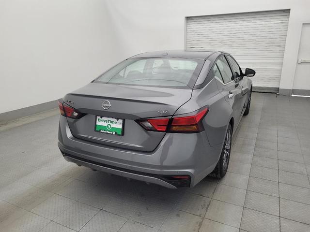 Photo of 2023 Gun Metallic Nissan Altima