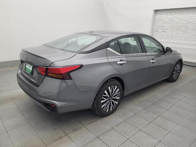 Photo of 2023 Gun Metallic Nissan Altima