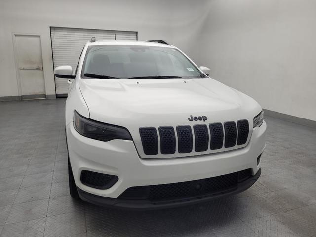 Photo of 2021 Bright White Clearcoat Jeep Cherokee