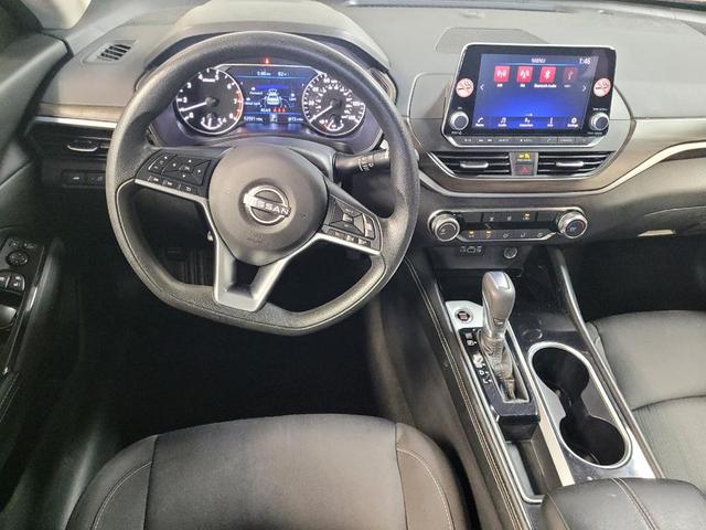 Photo of 2023 Red Nissan Altima