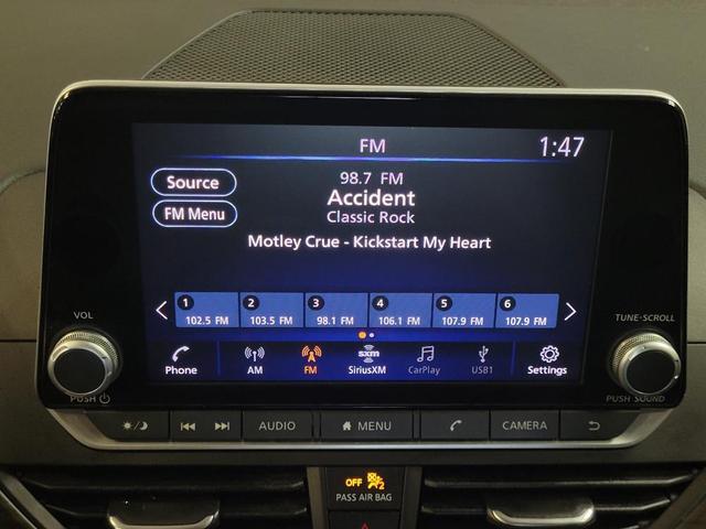 Photo of 2023 Red Nissan Altima