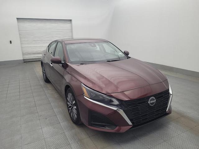 Photo of 2023 Red Nissan Altima