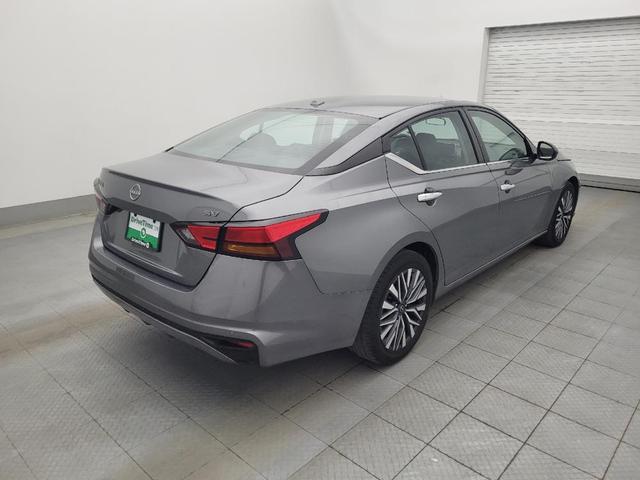 Photo of 2023 Gun Metallic Nissan Altima