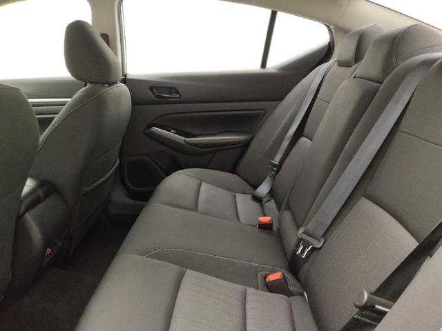 Photo of 2023 Brilliant Silver Metallic Nissan Altima