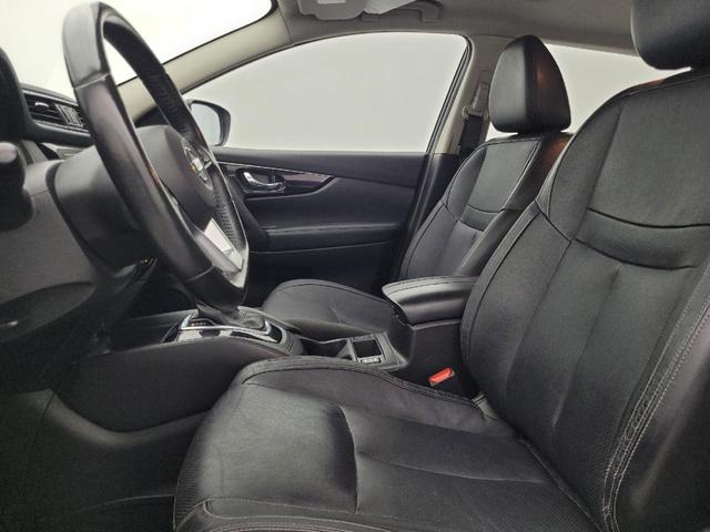 Photo of 2018 Magnetic Black Nissan Rogue Sport