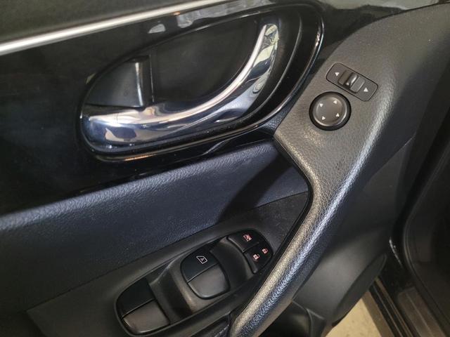 Photo of 2018 Magnetic Black Nissan Rogue Sport
