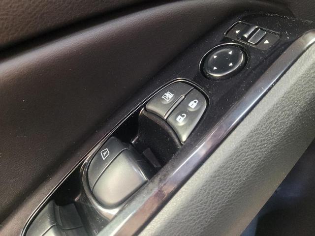 Photo of 2023 Super Black Nissan Altima