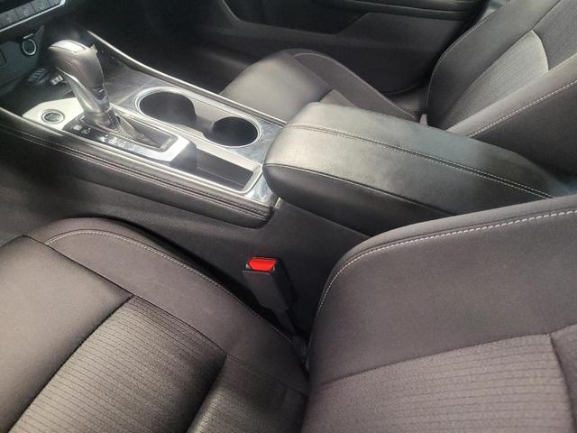 Photo of 2023 Super Black Nissan Altima
