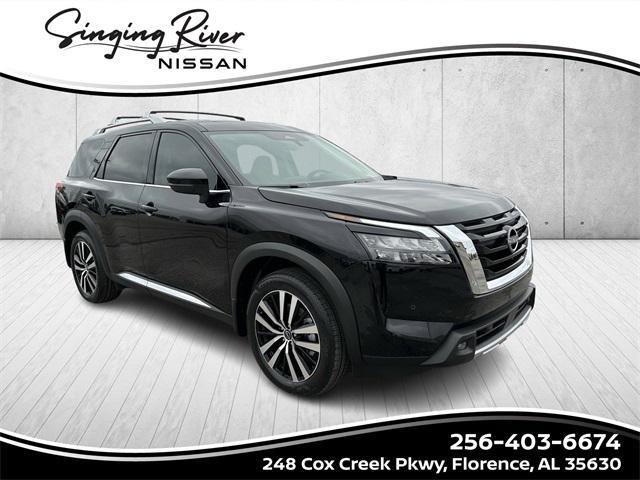 Photo of 2025 Super Black Nissan Pathfinder