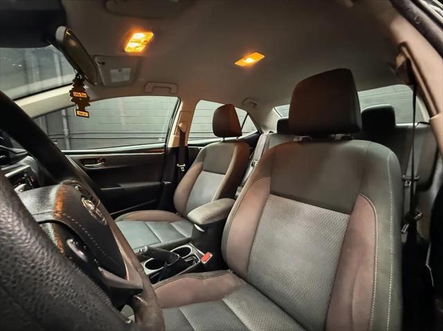 Photo of 2019 Black Sand Pearl Toyota Corolla