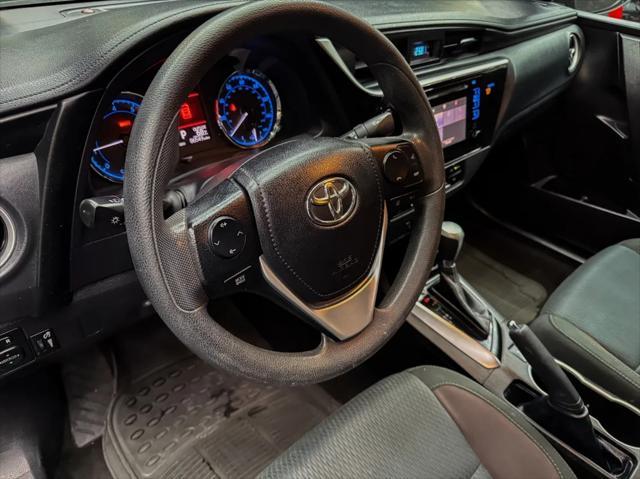 Photo of 2019 Black Sand Pearl Toyota Corolla