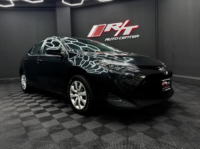 Photo of 2019 Black Sand Pearl Toyota Corolla