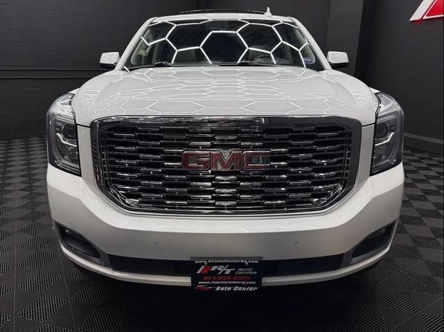 Photo of 2019 White GMC Yukon XL