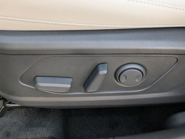 Photo of 2025 Titanium Gray Hyundai TUCSON Hybrid