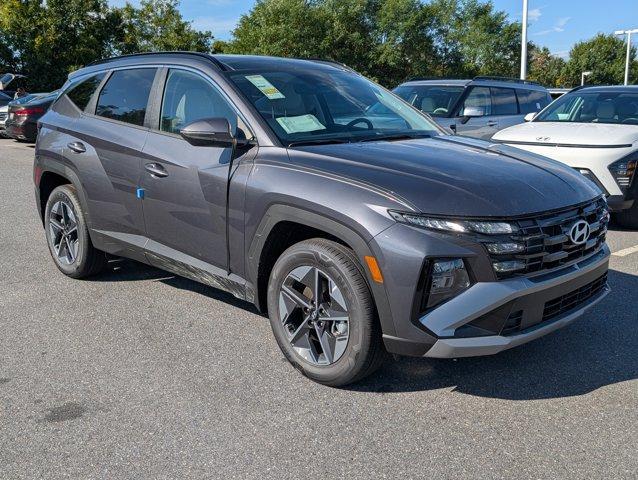 Photo of 2025 Titanium Gray Hyundai TUCSON Hybrid