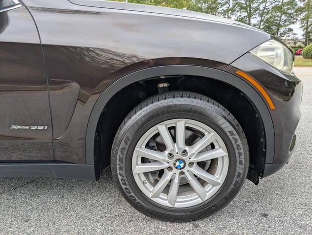 Photo of 2015 Sparkling Brown Metallic BMW X5