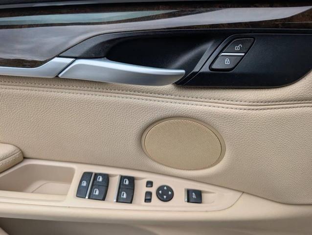 Photo of 2015 Sparkling Brown Metallic BMW X5